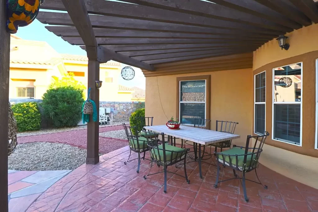 20211026170148332317000000-o